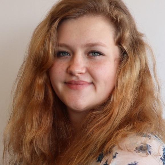 Meet your Posher, Laur - Picture 1 of 1